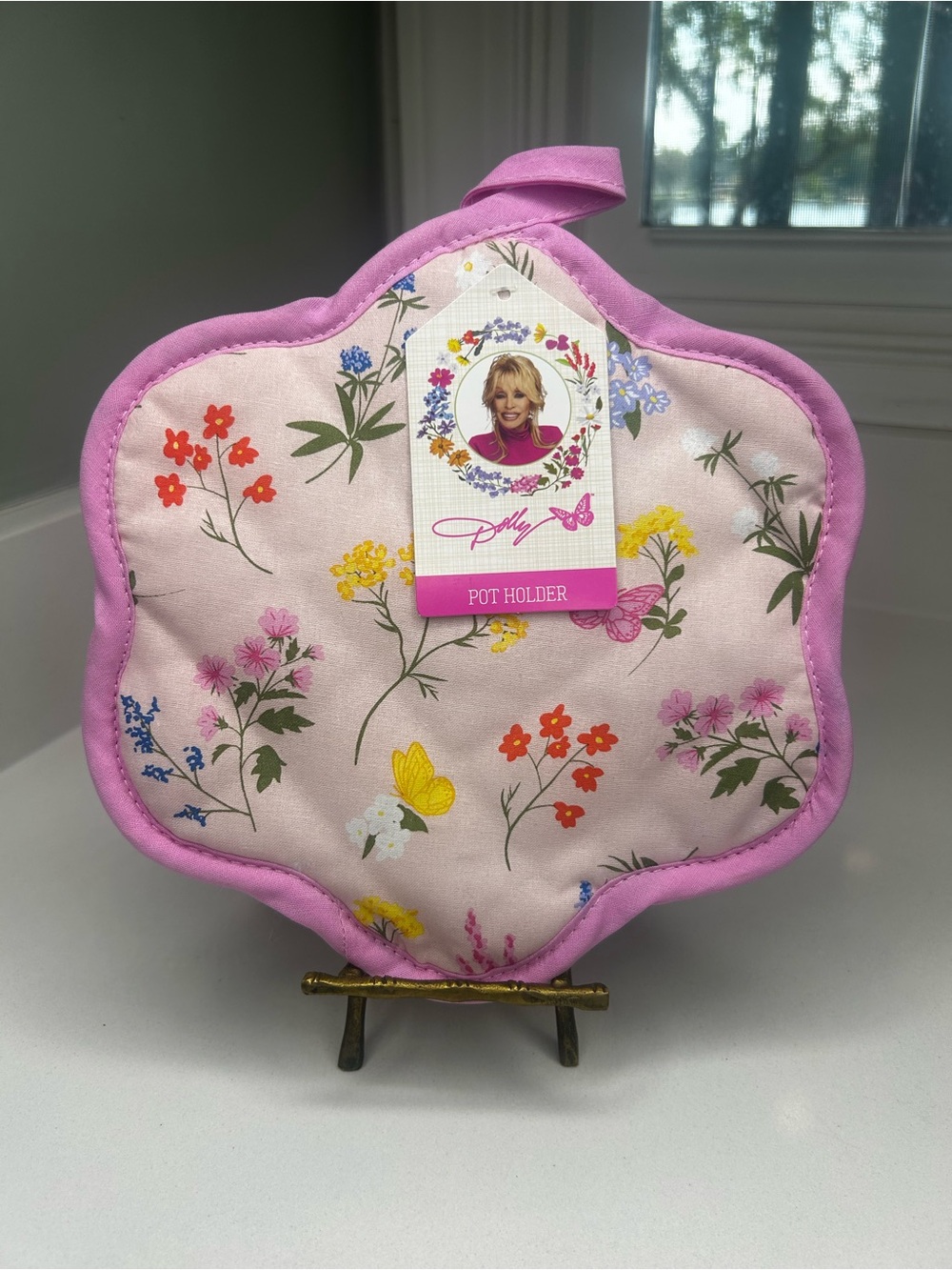 NWT Dolly Parton Floral Pink Pot Holder - Pink Trim